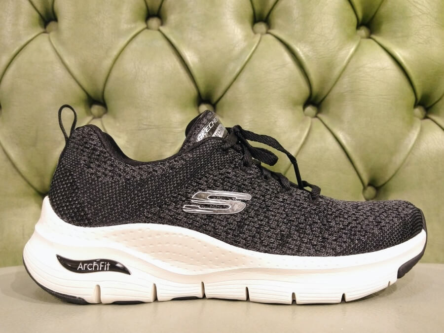 Come sono le store scarpe skechers